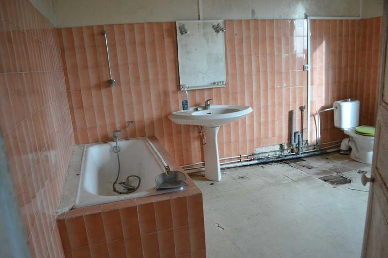 Maison - 186 m² - 16 pièces