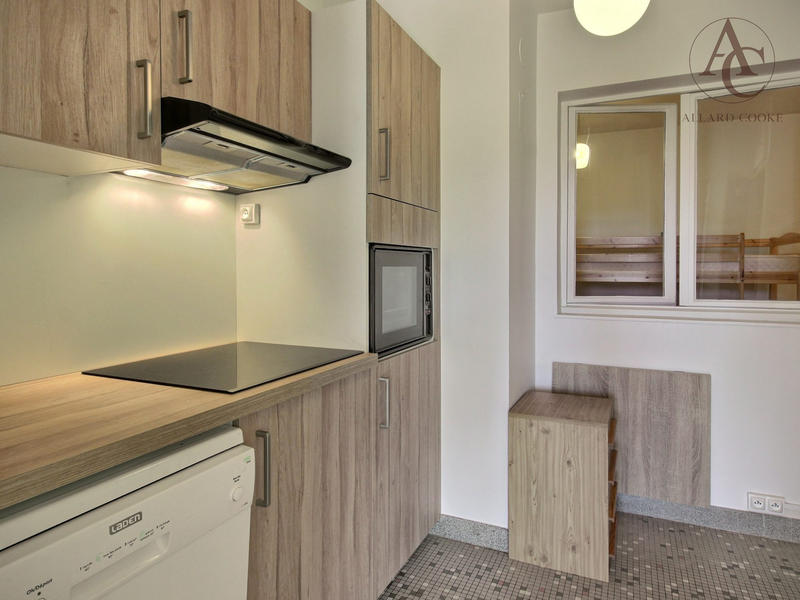 Appartement - 60 m² - 2 pièces