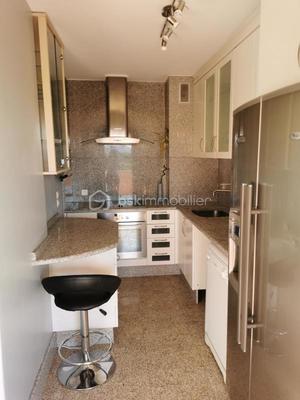 Appartement - 76 m² - 4 pièces