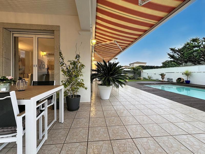 Villa - 160 m² - 6 pièces