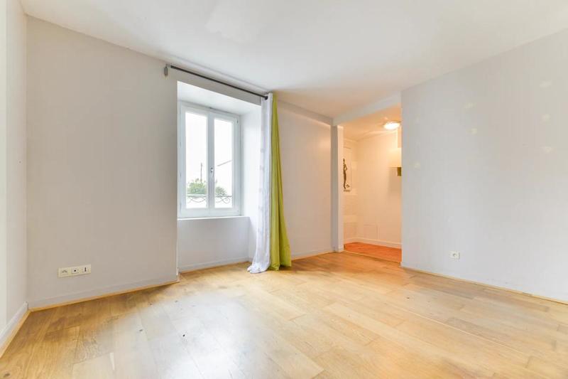 Maison - 175 m² - 8 pièces