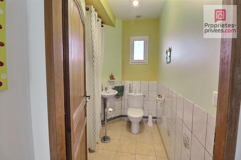 Maison - 157 m² - 8 pièces