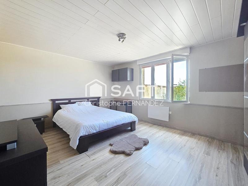 Maison - 268 m² - 9 pièces