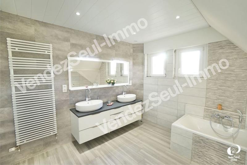 Maison traditionnelle - 190 m² - 8 pièces