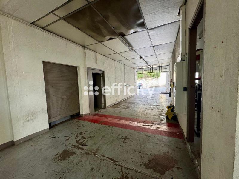 Bureau - 1 100 m² - 12 pièces