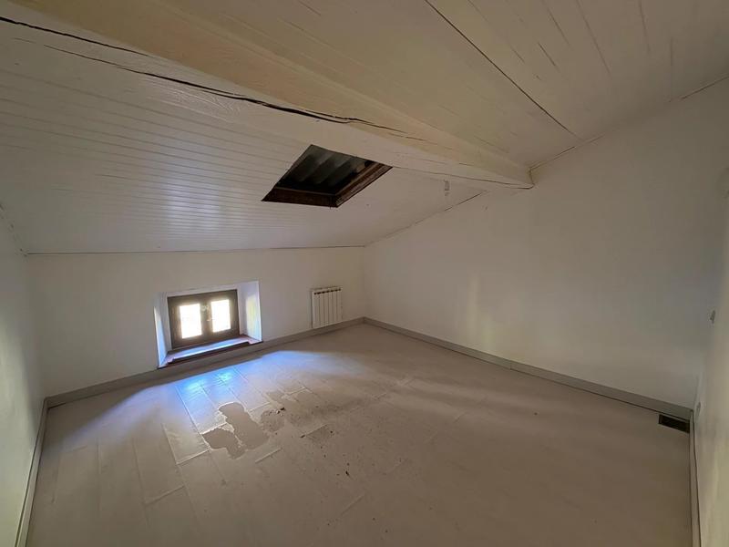 Appartement - 77 m² - 3 pièces