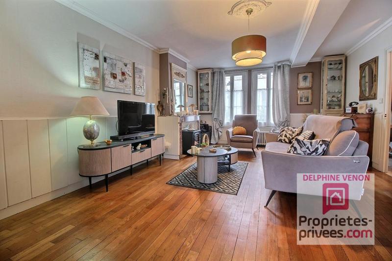 Maison - 140 m² - 4 pièces