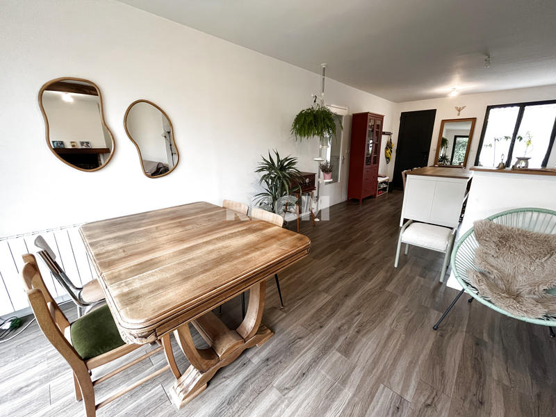 Maison - 95 m² - 4 pièces