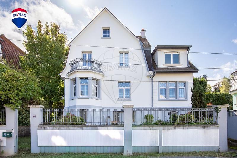 Maison - 139 m² - 5 pièces