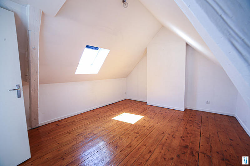 Appartement - 94 m² - 4 pièces