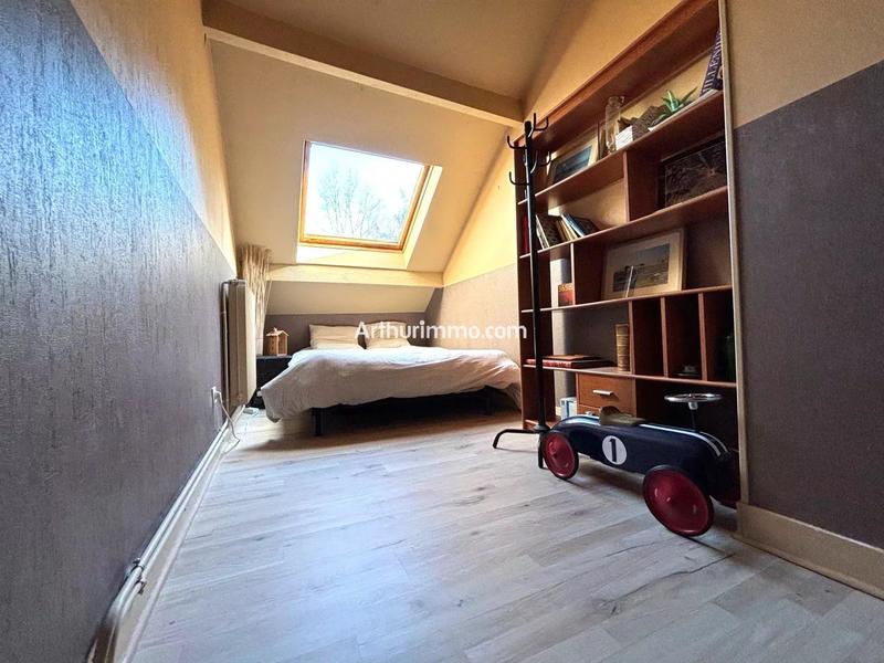 Maison - 180 m² - 6 pièces