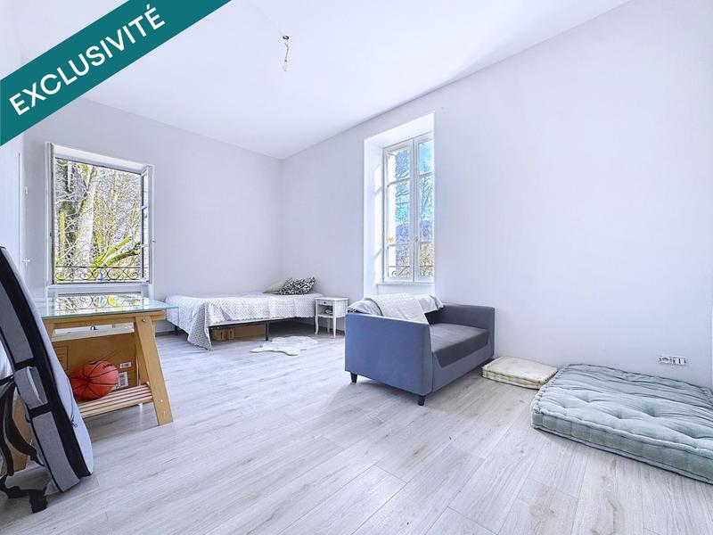 Appartement - 125 m² - 4 pièces