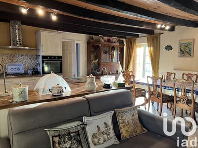 Maison - 217 m² - 7 pièces