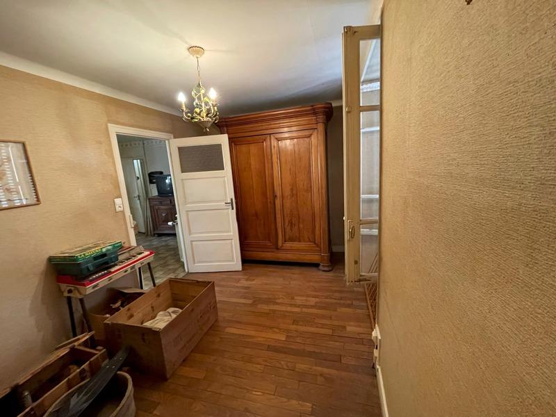 Corps de ferme - 157 m² - 7 pièces