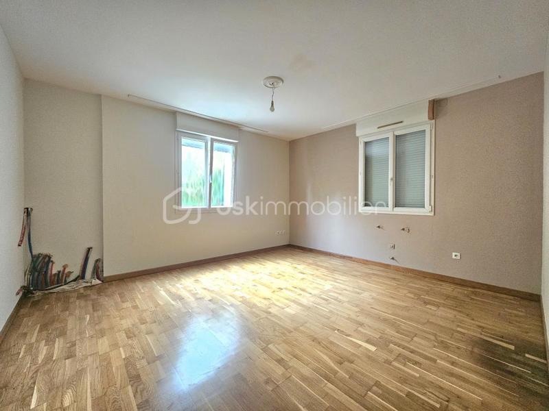 Maison - 155 m² - 8 pièces