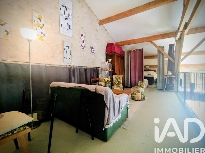 Maison - 339 m² - 5 pièces