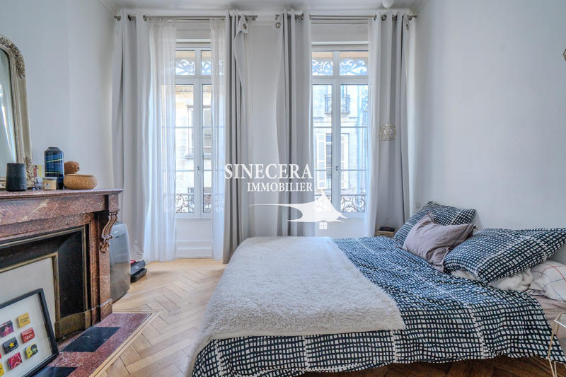 Appartement - 77 m² - 3 pièces