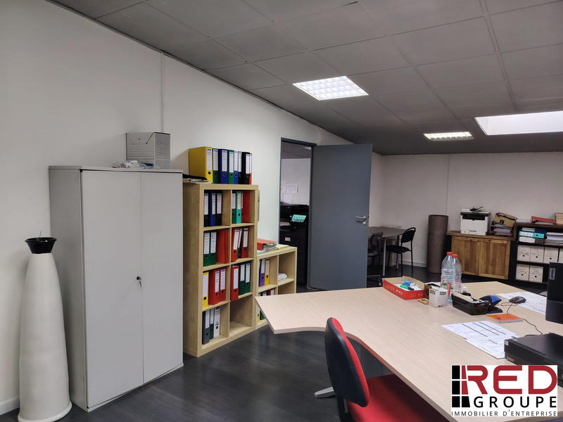 Bureau - 76 m² - 2 pièces