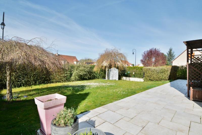 Maison - 122 m² - 6 pièces