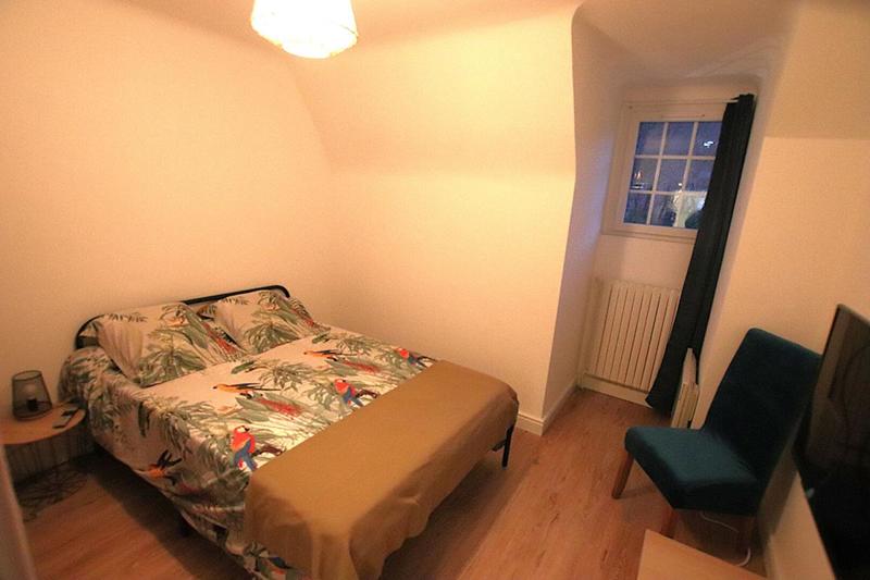 Demeure - 300 m² - 11 pièces