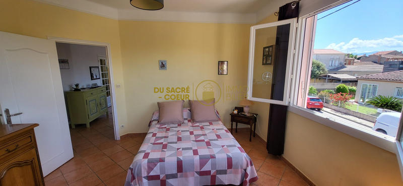 Villa - 101 m² - 5 pièces