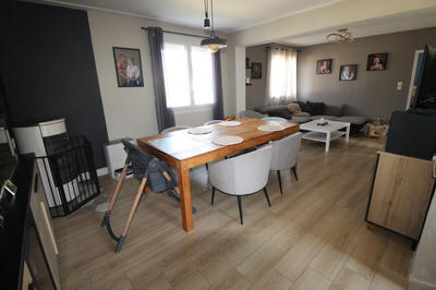 Maison - 86 m² - 4 pièces