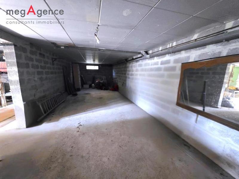 Maison traditionnelle - 145 m² - 7 pièces