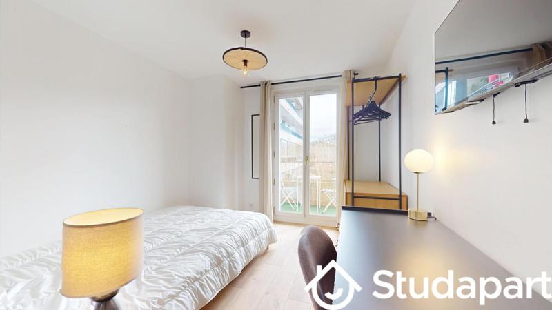 Chambre - 10 m² - 1 pièce