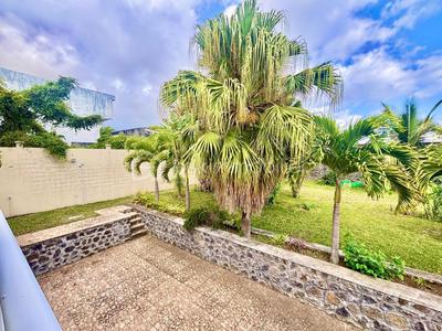 Maison - 300 m² - 10 pièces