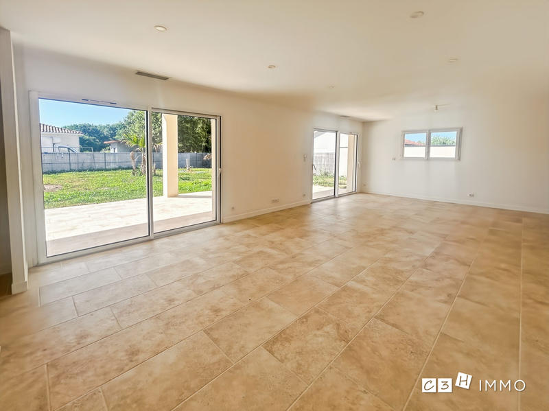 Maison - 110 m² - 4 pièces