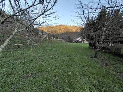 Terrain constructible - 1 898 m²