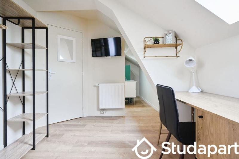 Chambre - 8 m² - 1 pièce