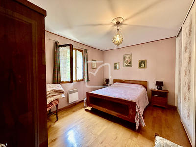 Maison - 130 m² - 7 pièces