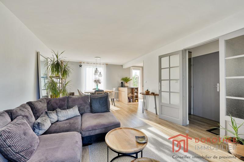 Maison - 87 m² - 5 pièces