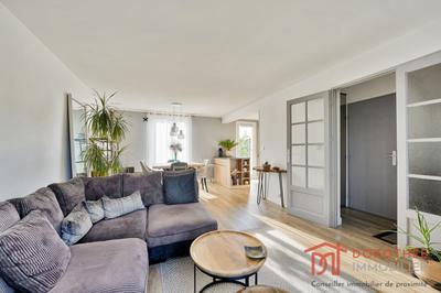 Maison - 87 m² - 5 pièces