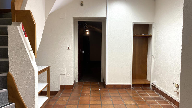 Local d'activité / Entrepôt - 150 m² - 7 pièces