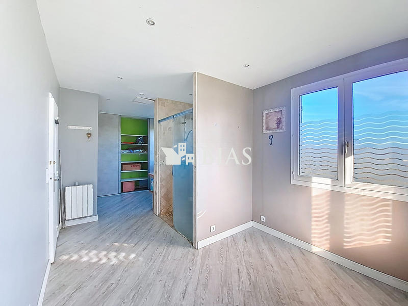 Maison contemporaine - 195 m² - 8 pièces