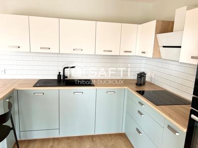 Maison - 157 m² - 8 pièces