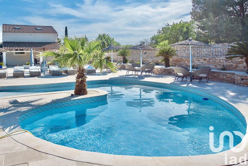 Maison - 226 m² - 8 pièces