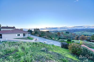 Terrain constructible - 650 m²