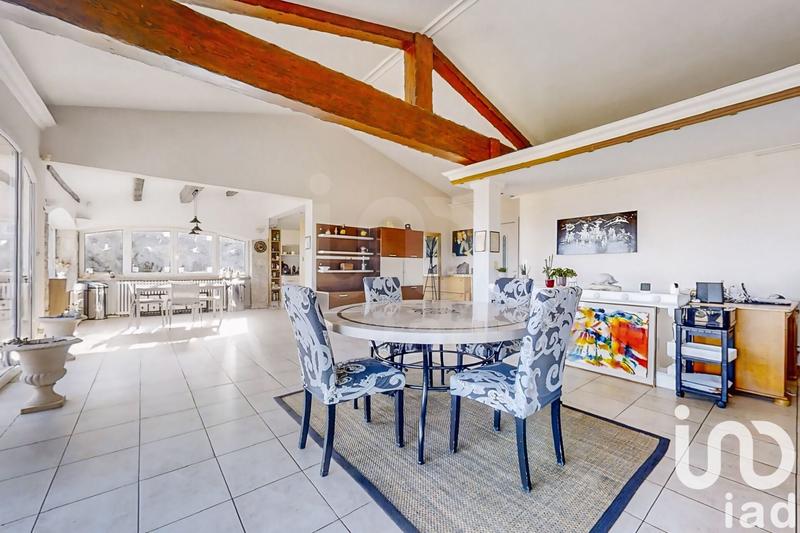 Maison - 195 m² - 6 pièces