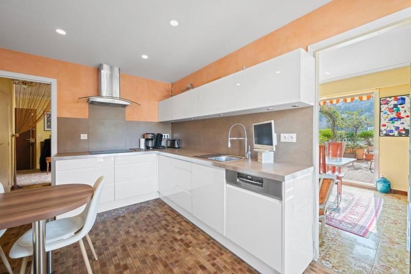 Appartement - 122 m² - 5 pièces