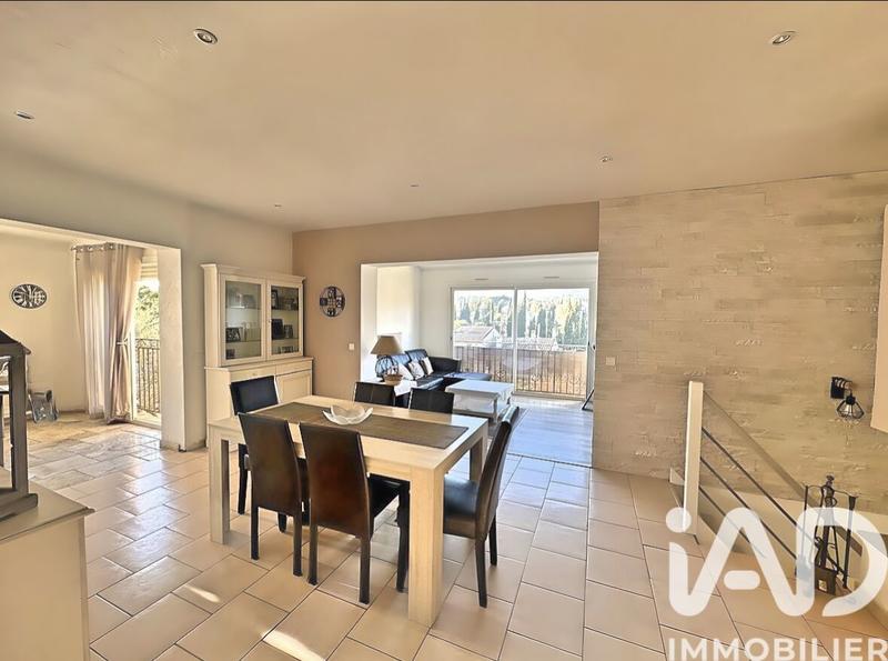 Maison - 147 m² - 6 pièces