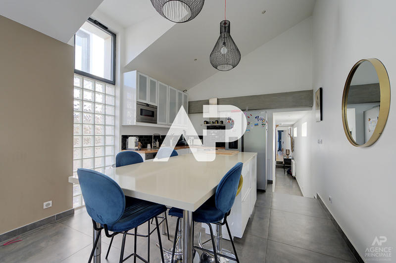 Maison - 120 m² - 5 pièces