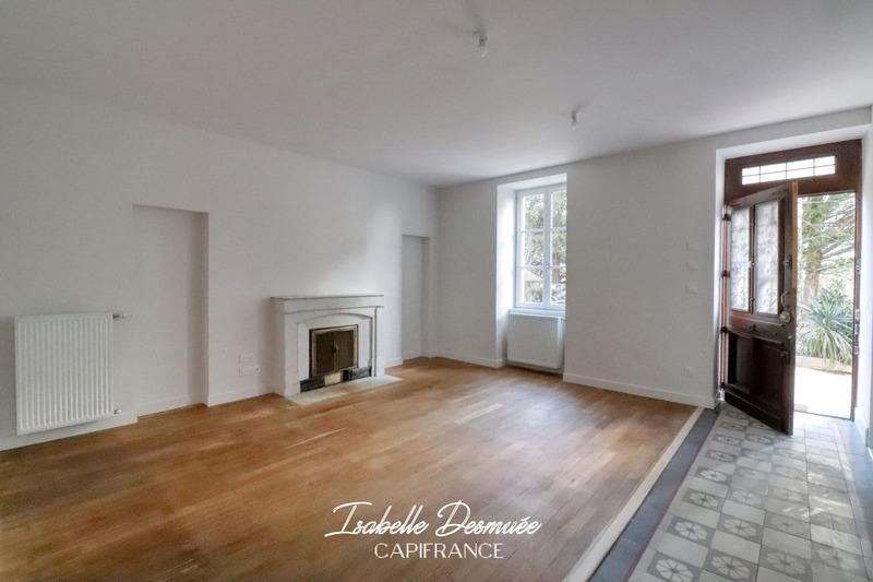 Maison - 166 m² - 5 pièces