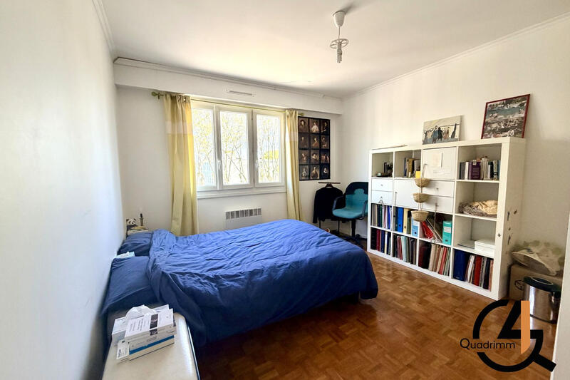 Appartement - 92 m² - 4 pièces