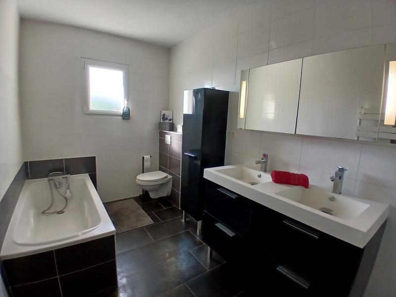 Villa - 134 m² - 5 pièces