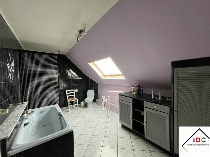 Maison - 130 m² - 5 pièces