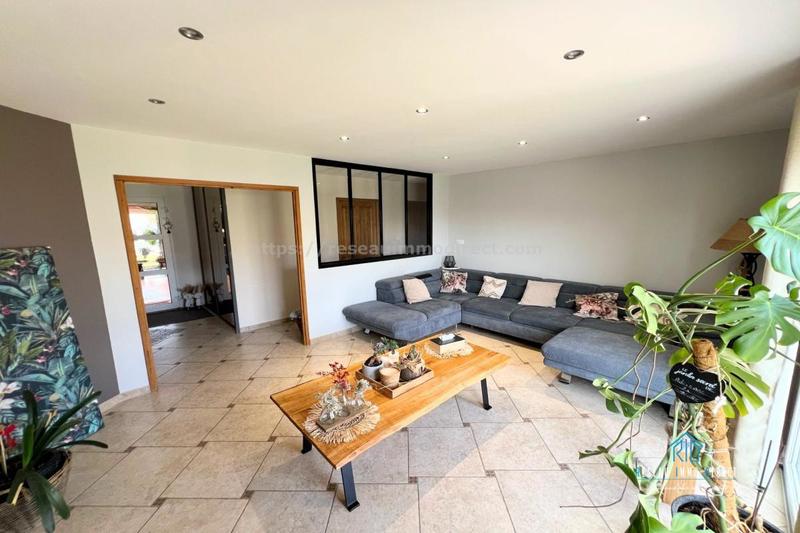 Maison traditionnelle - 170 m² - 6 pièces