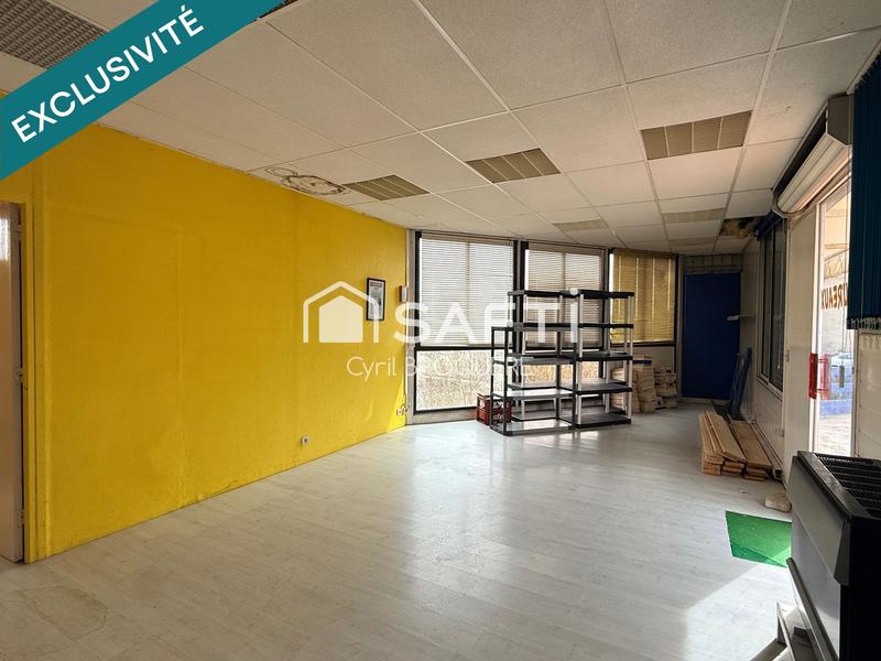 Local commercial - 200 m² - 5 pièces